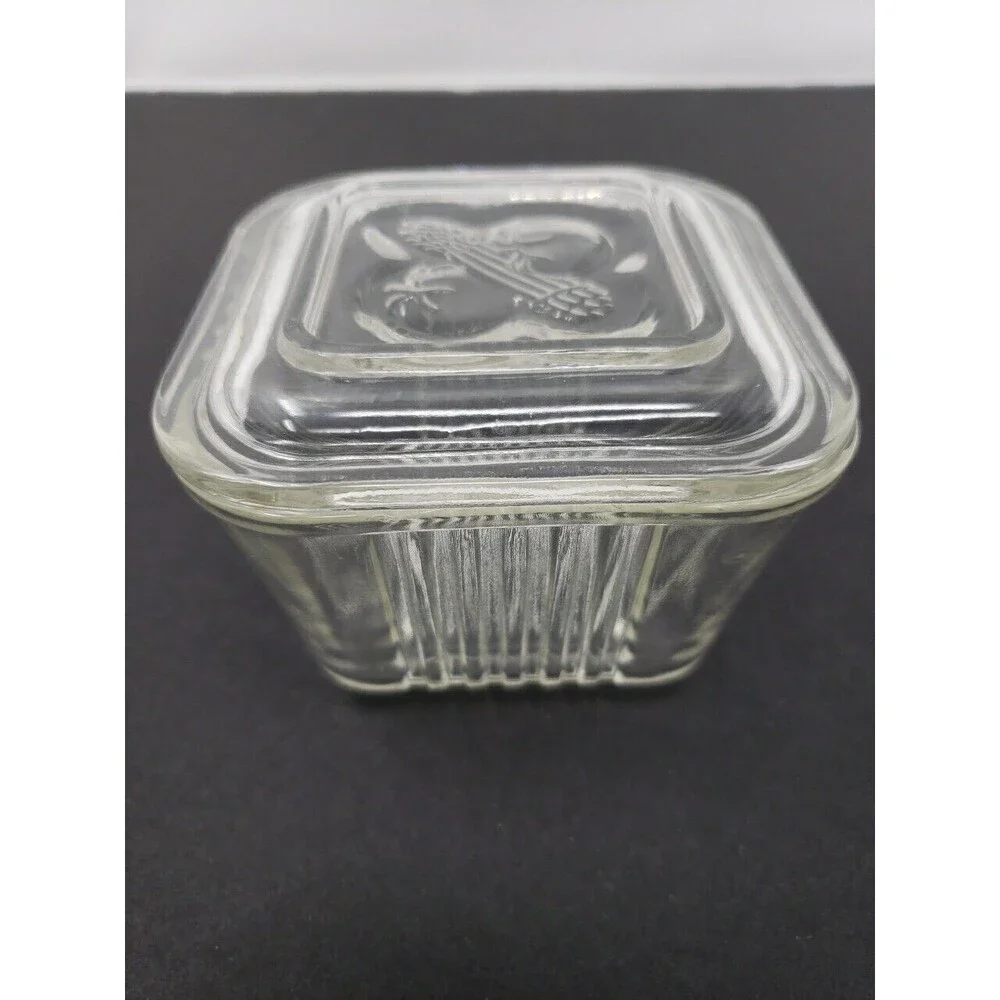 Vintage Federal Glass Refrigerator Bowl Dish Square Embossed Lid 2 small chips
